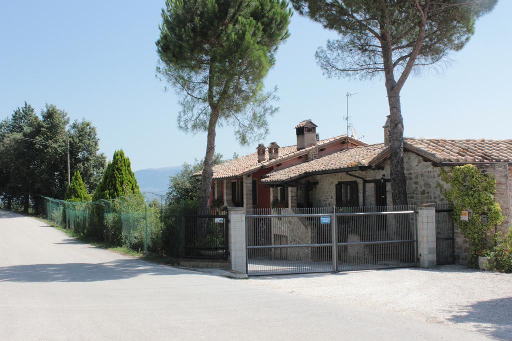 Societa Agricola F.Lli Angelucci Βίλα Cannara Εξωτερικό φωτογραφία