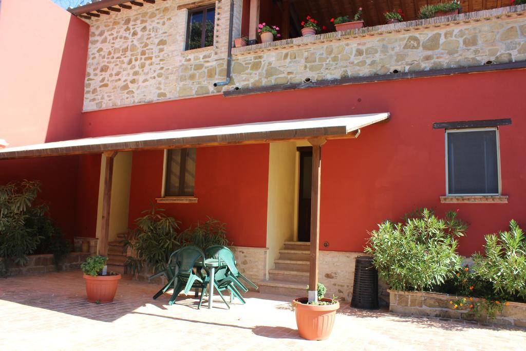 Societa Agricola F.Lli Angelucci Βίλα Cannara Εξωτερικό φωτογραφία